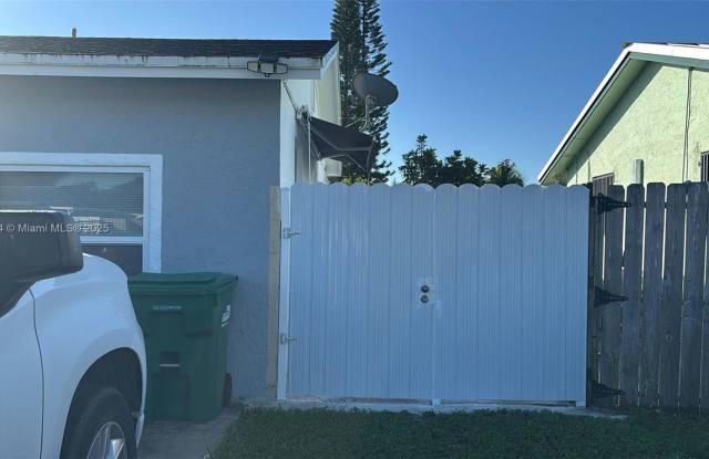 14460 Southwest 294th Street - 14460 Southwest 294th Street, Leisure City, FL 33033 14460 Southwest 294th Street - 14460 Southwest 294th Street, Leisure City, FL 33033