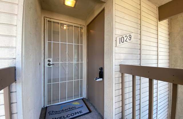 Beautiful corner condo in Lake San Marcos photos photos