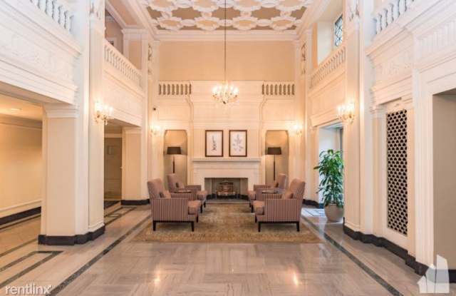 3510 S Lake Shore Dr 8K1 Gallery 2