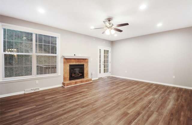 10550 Cherry Grove Ct Gallery 4