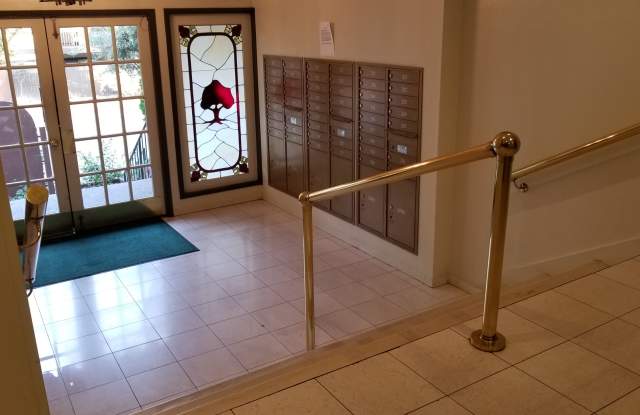 339 South Catalina Avenue Unit #326 Gallery 2