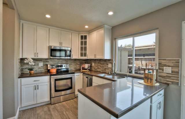 AVAILABLE NOW! | $3,500 - 3BR /1.5 BA Gorgeous Townhome In The Northgate Area of Fremont photos photos