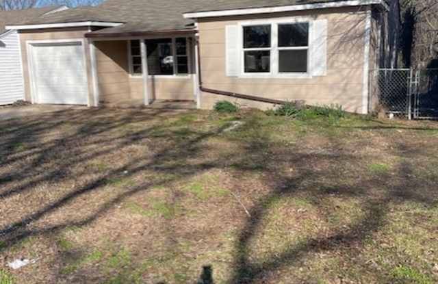 1648 Maple - 1648 South Maple Avenue, Bartlesville, OK 74003