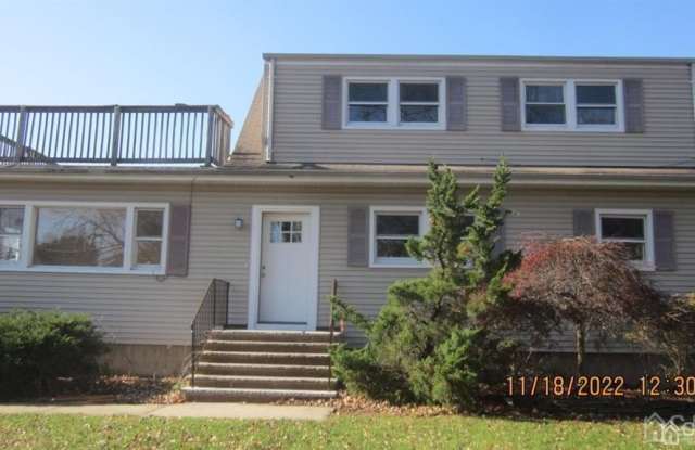 198-a Plainfield Road photos photos