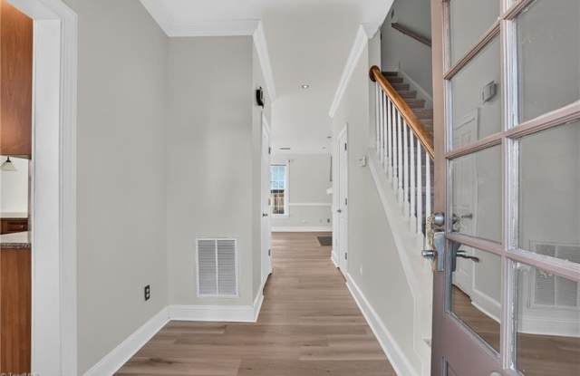 8 Nandina Drive Gallery 3