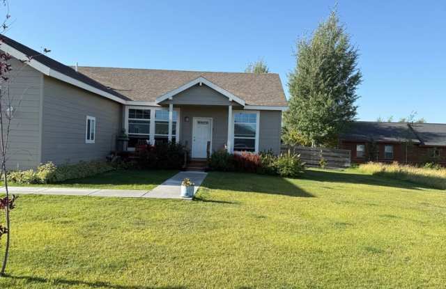 911 Rachel Road - Unfurnished House in Victor - 3 Bed/2 Bath with a Garage! photos photos