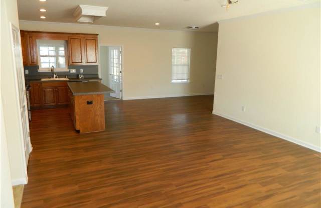 2228 Mt Pleasant Road Gallery 3