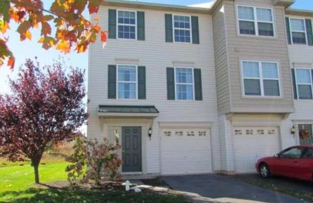 3 bedroom Townhome in Amberleigh HOA photos photos