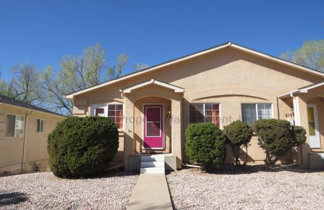 Charming 3 Bedroom Unit in Old Colorado City photos photos