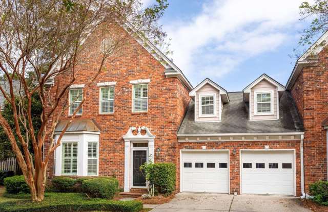 Gorgeous three bedroom single family home in Mount Pleasant - 741 Natchez Circle, Mount Pleasant, SC 29464