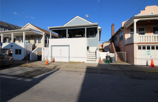 76 Rochester Avenue - 76 Rochester Avenue, East Atlantic Beach, NY 11561