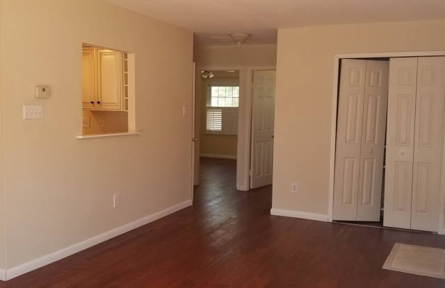 1722 WHITFIELD COURT Gallery 2