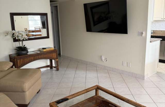 3037 Cornwall B Gallery 2