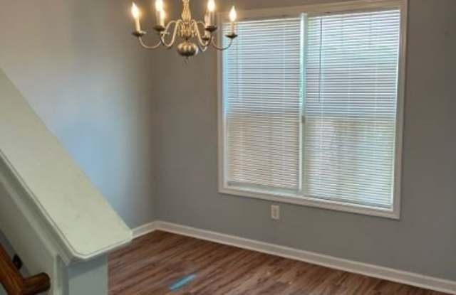 117 Roanoke Drive Gallery 3