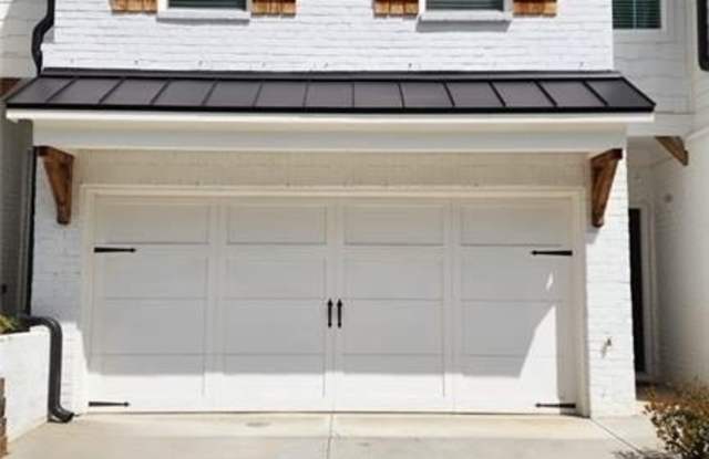 300 Auburn Valley Way Gallery 1