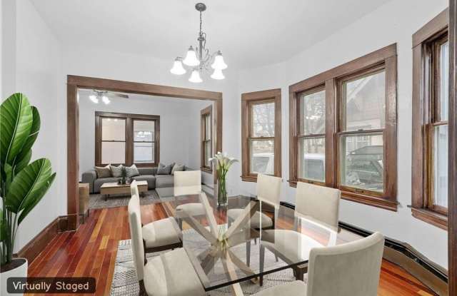 1826 Franklin Avenue SE photos photos