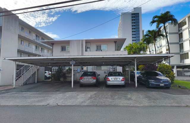 Newly renovated 1 bedroom 1 bath in Makiki - Available Now! photos photos