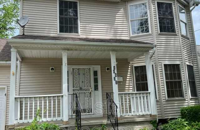 10631 Englewood Ave photos photos