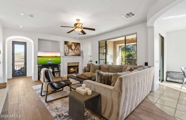 18650 N THOMPSON PEAK -- unit: 2063 Gallery 4