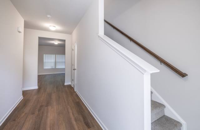 142 South Bell Avenue - 1 Gallery 4
