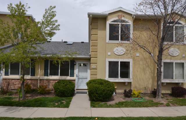 Beautiful 4 Bed 2.5 Bath Townhome in West Jordan!!! photos photos