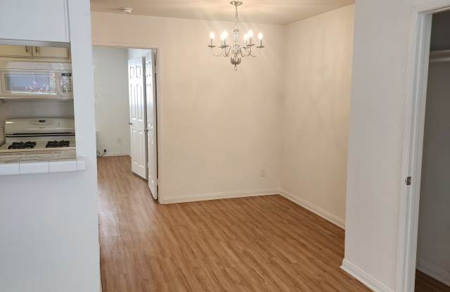11919 Avon Way Gallery 2