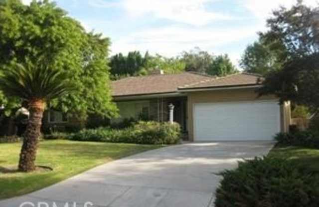 28 S Golden West Avenue photos photos