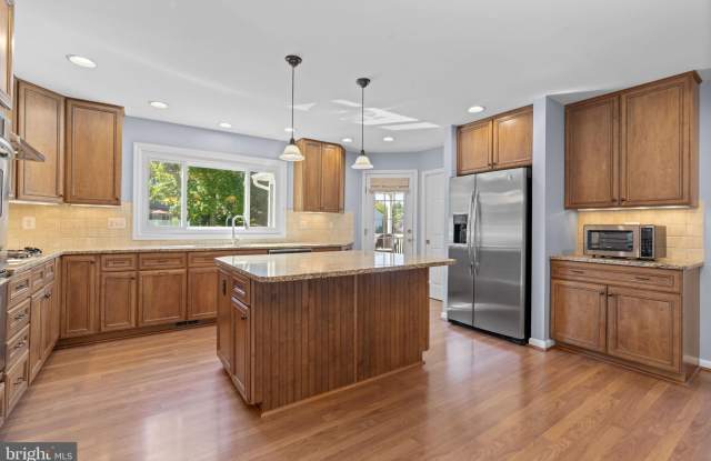 4706 BATES Drive Gallery 3