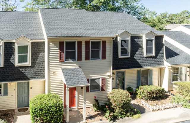Move In Ready Two Bedroom Home! Gallery 3