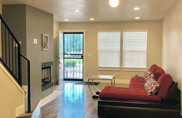 1938 Newland Ct Gallery 2