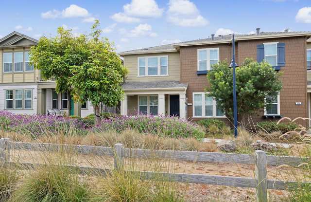 Marina Coastal Living - Available now! Gallery 4