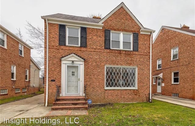 3818 Grosvenor Rd - 3818 Grosvenor Road, South Euclid, OH 44118