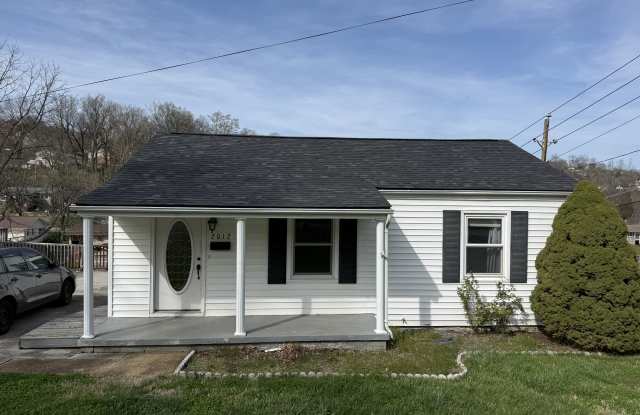 2012 Holly Street photos photos