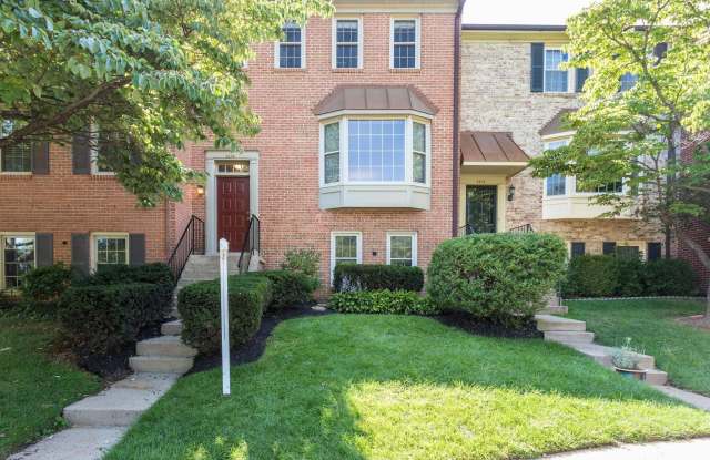 2876 SUTTON OAKS LANE - 2876 Sutton Oaks Lane, Oakton, VA 22181
