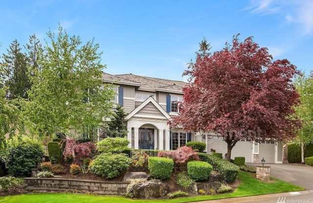 23399 SE 52nd St - 23399 Southeast 52nd Street, Issaquah, WA 98029