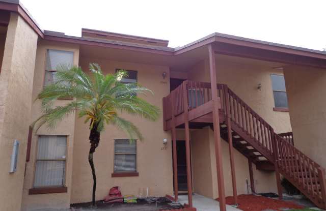 2306 Lakeview Drive W - 2306 Lakeview Drive West, Royal Palm Beach, FL 33411 2306 Lakeview Drive W - 2306 Lakeview Drive West, Royal Palm Beach, FL 33411