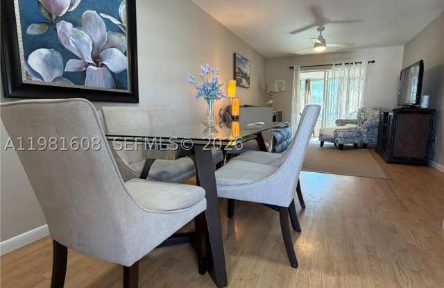 1832 Sunny Drive Gallery 2