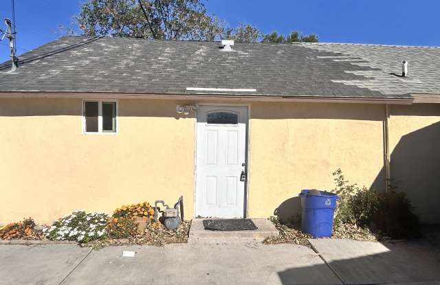 8017 Laurel Avenue photos photos