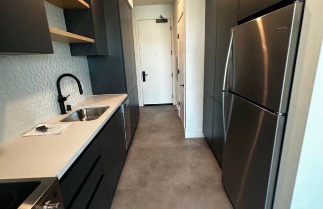 3450 West 43rd Street photos photos