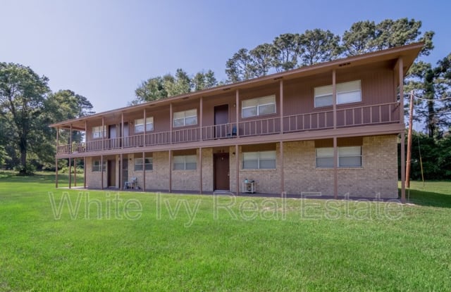 120 McAdams Lane - 120 Mcadams, Huntsville, TX 77320