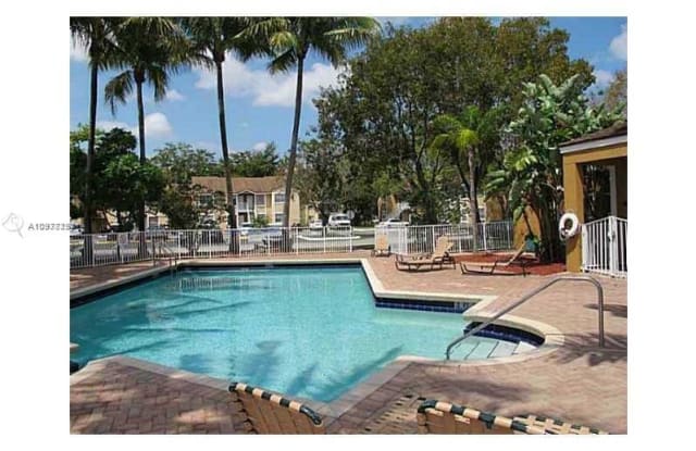 2255 SW 80th Ter - 2255 Southwest 80th Terrace, Miramar, FL 33025