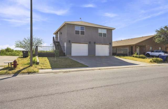 214 Allen Dr Gallery 2