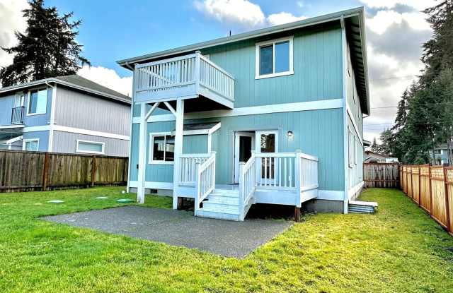 Spacious 4-Bedroom Home with Modern Comforts in Spanaway, WA Gallery 3