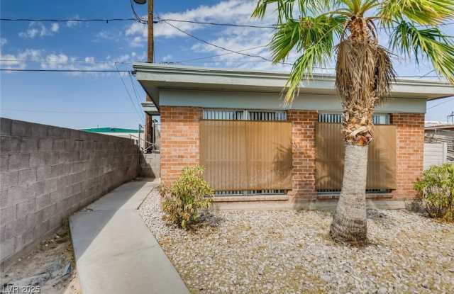 2529 Webster Street photos photos