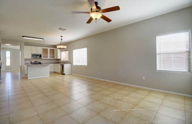 15143 W Country Gables Dr Gallery 2