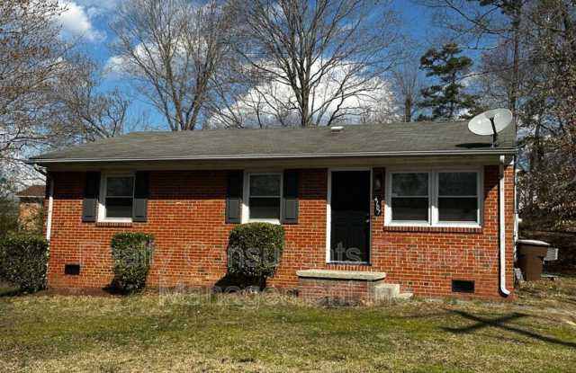 4107 Hampshire Drive - 4107 Hampshire Drive, Greensboro, NC 27405
