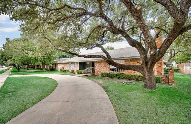 617 Tanglewood Drive S - 617 South Tanglewood Drive, Irving, TX 75061