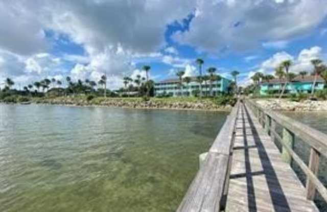 13513 S Indian River Drive Gallery 3
