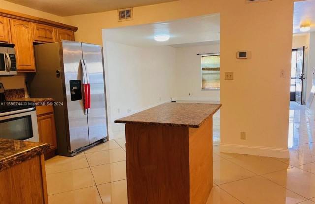 6534 SW 41st Street, Fort Lauderdale, FL 33314 photos photos