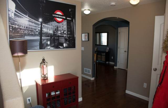 Beautiful 3 bedroom 2 1/2 bath photos photos